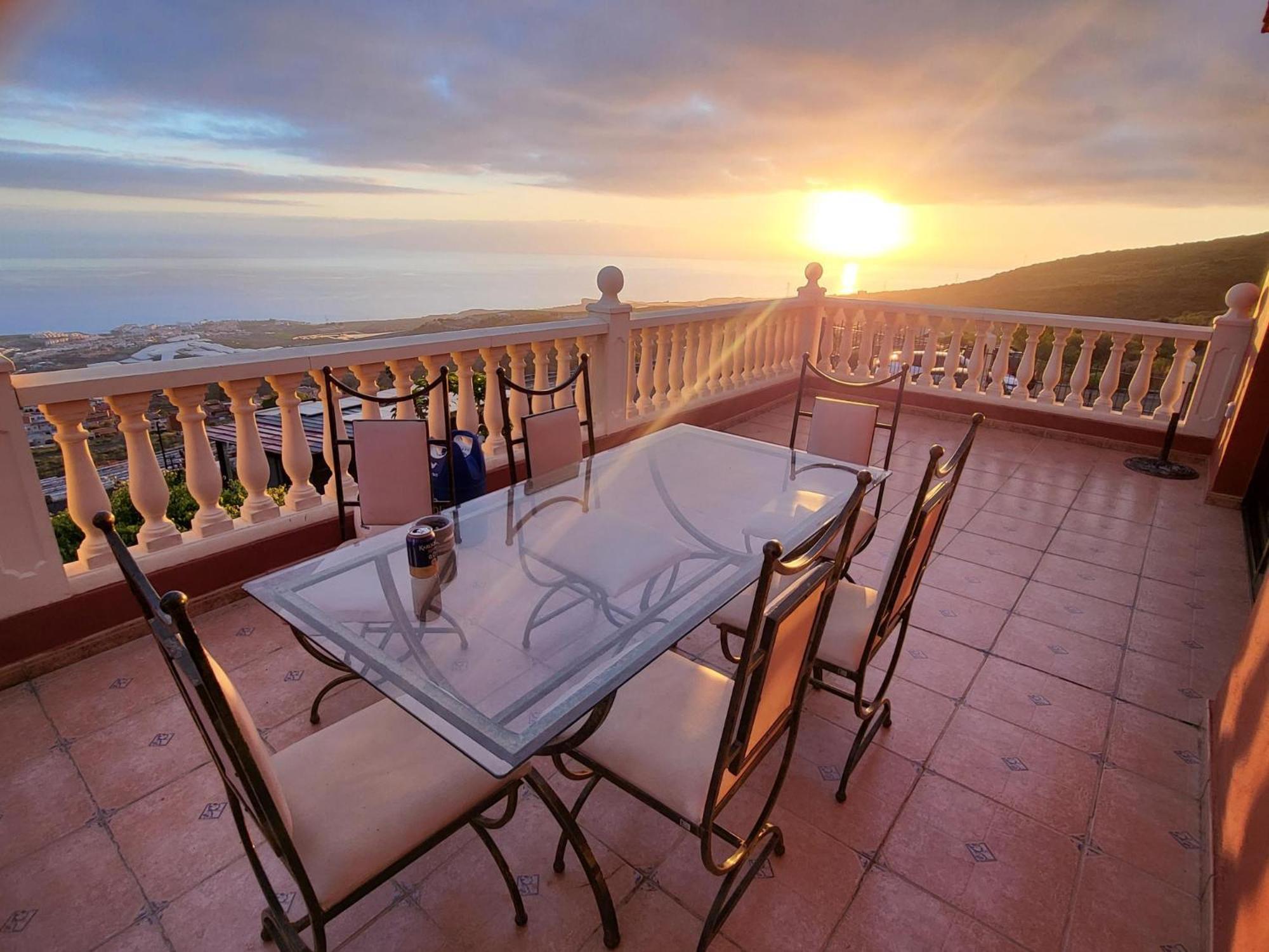 El Mirador Villa Los Menores