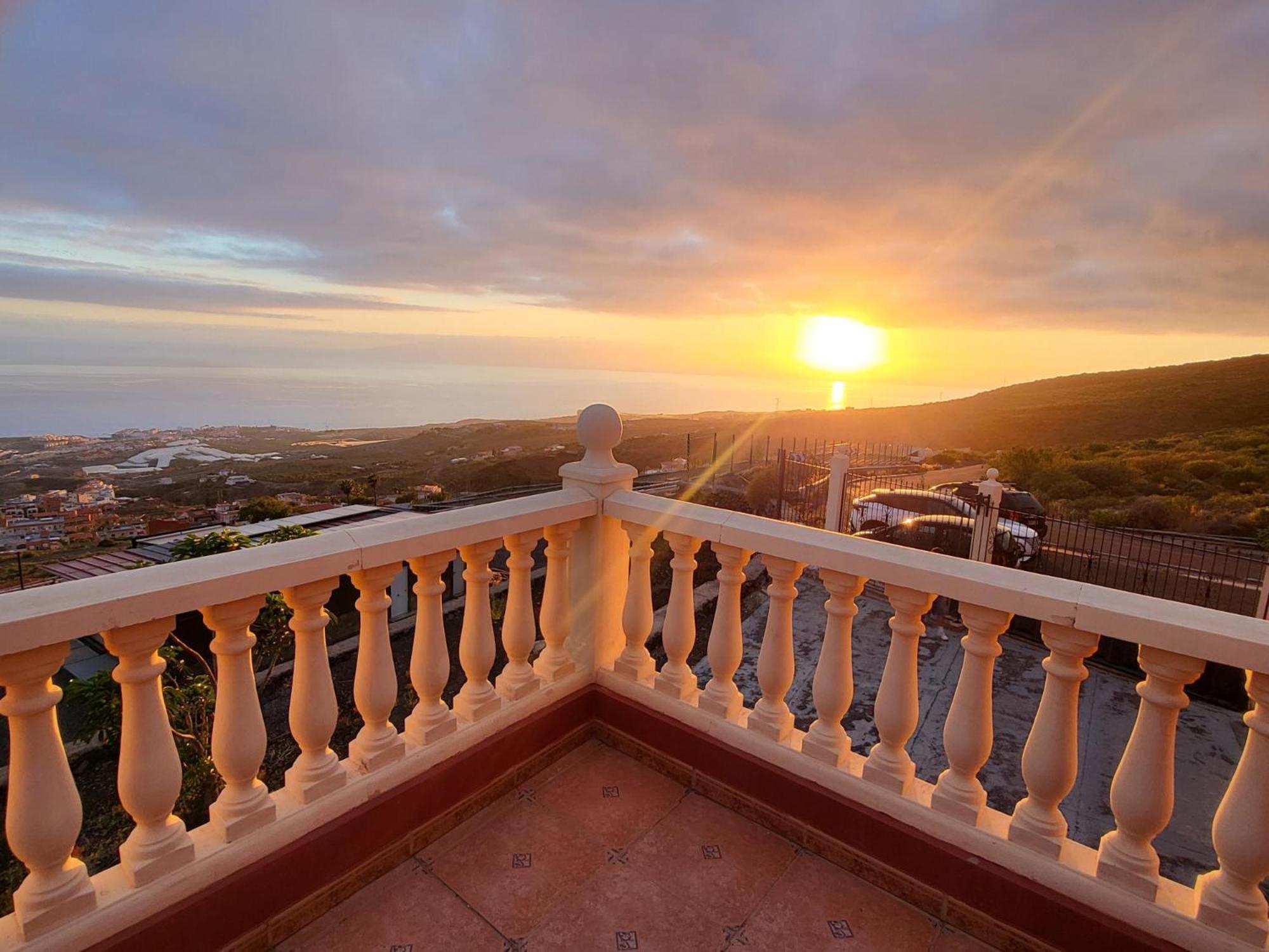 El Mirador Los Menores