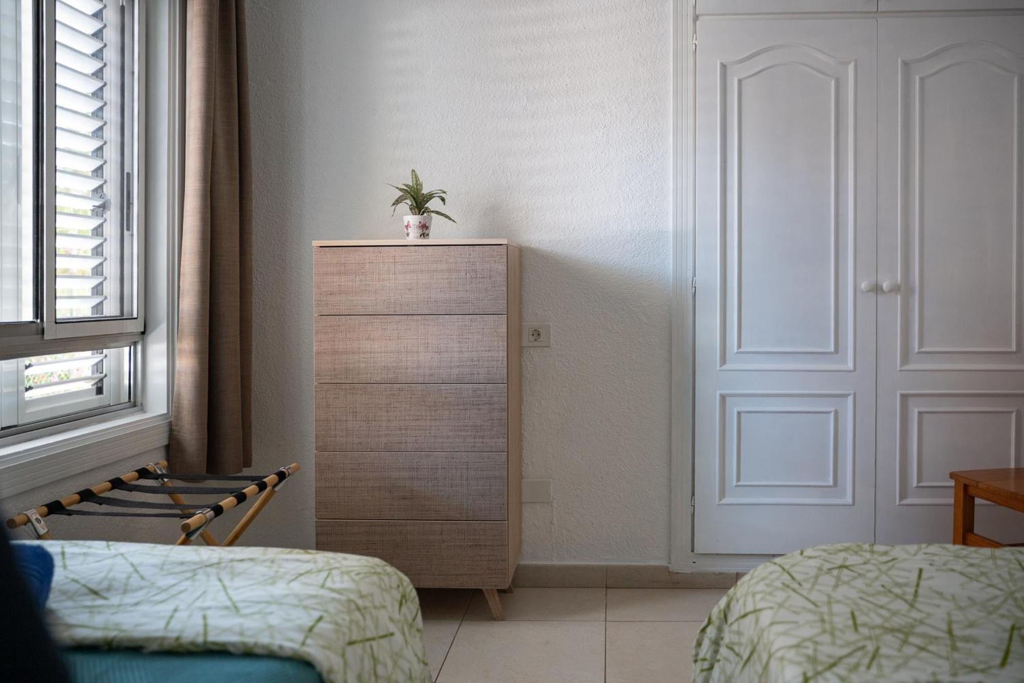 Oasis Floritas * Playa de las Americas (Tenerife)