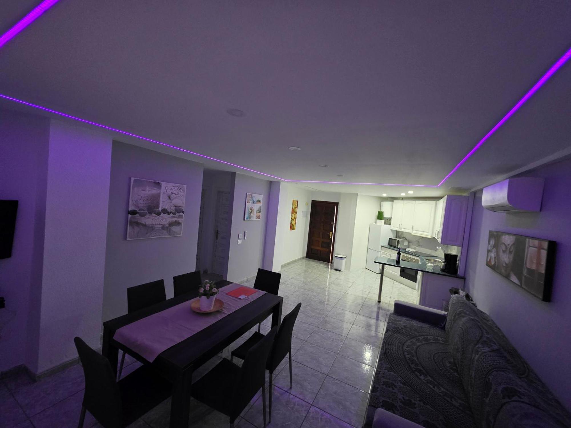 San Marino With Heated Pool, Only 450 Meters To The Beach, Aircondition, Wifi *