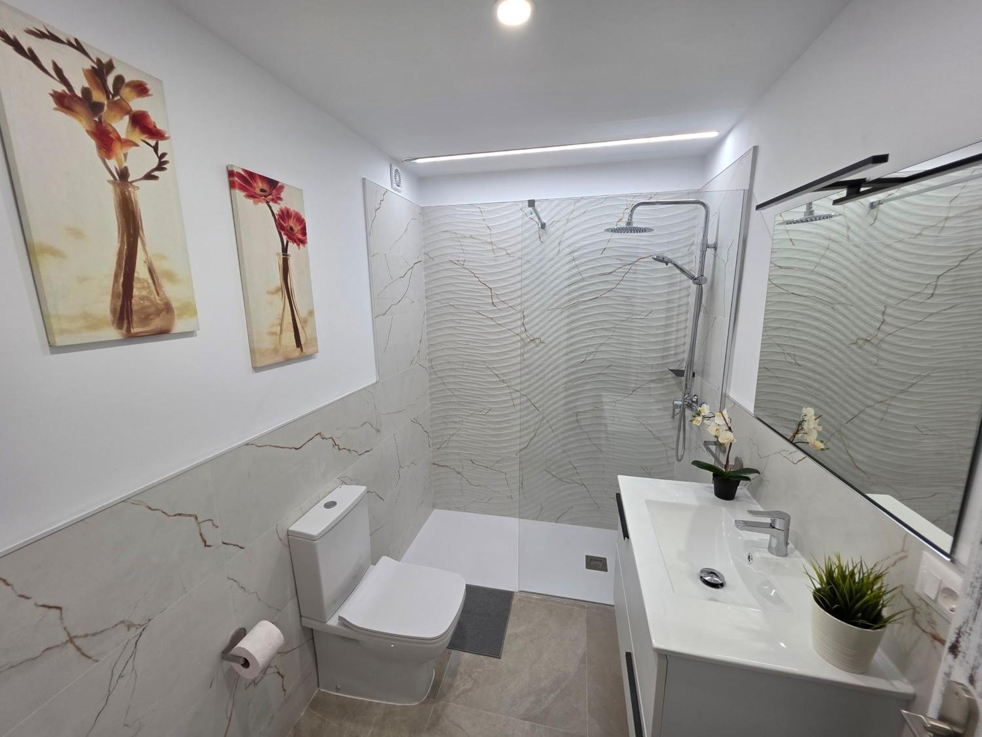 Apartment San Marino With Heated Pool, Only 450 Meters To The Beach, Aircondition, Wifi *