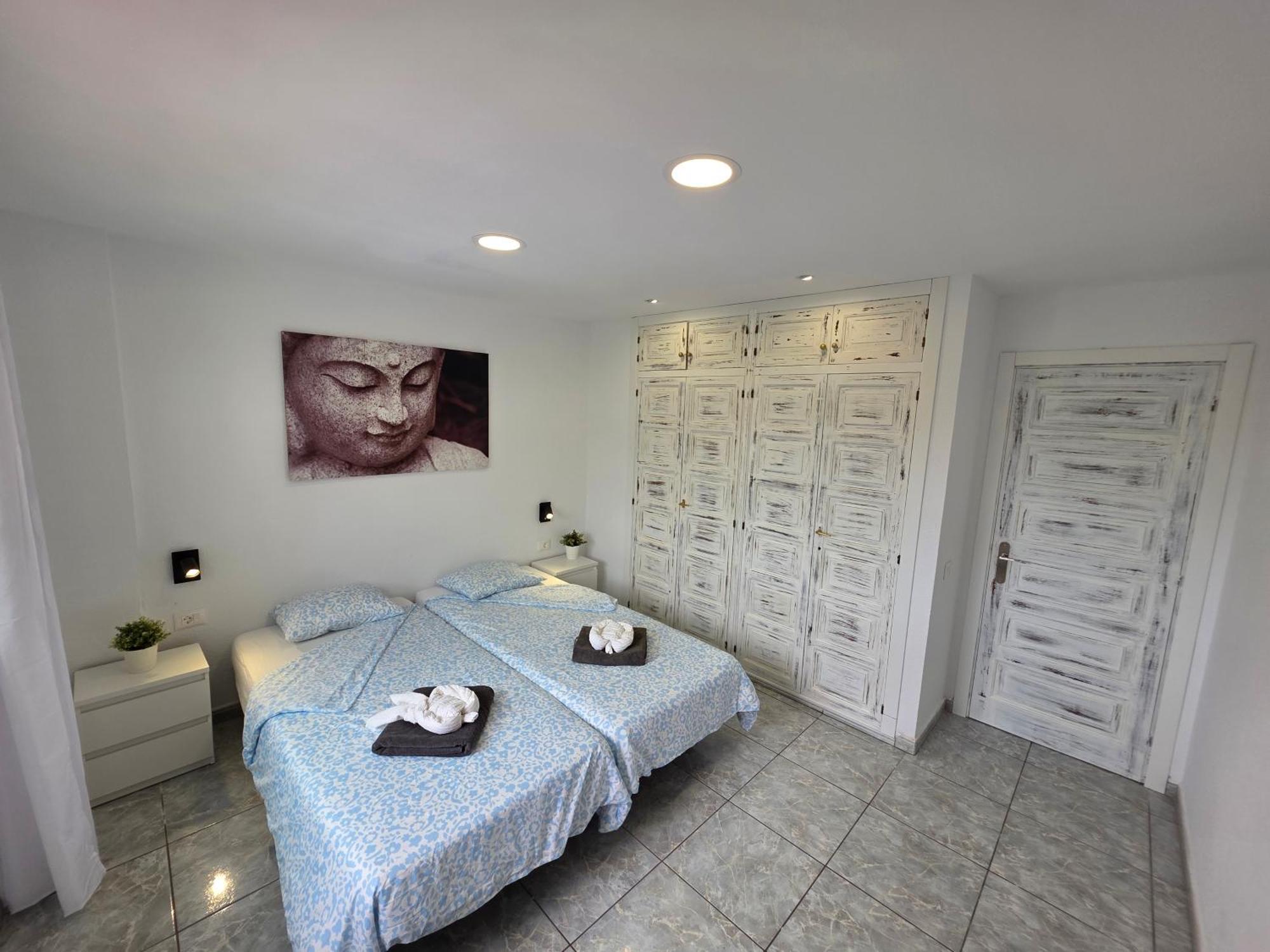 Apartment San Marino With Heated Pool, Only 450 Meters To The Beach, Aircondition, Wifi Arona (Tenerife)