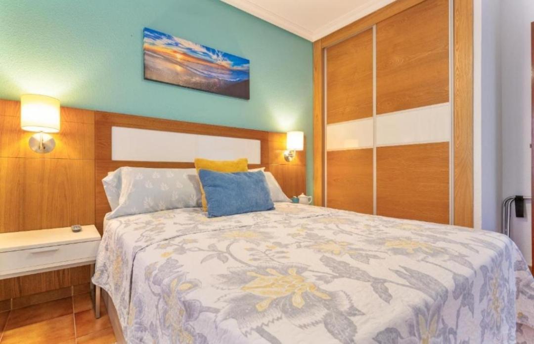 Apartamento With Pool And Gardens Near The Coast