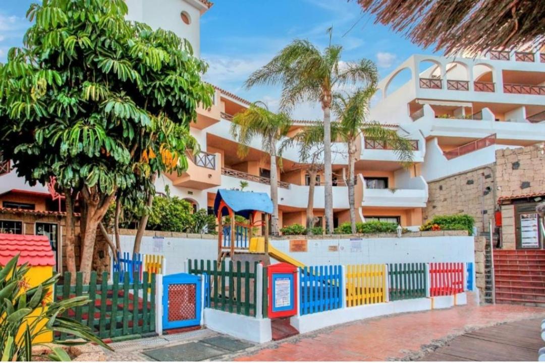 Apartamento With Pool And Gardens Near The Coast San Miguel de Abona