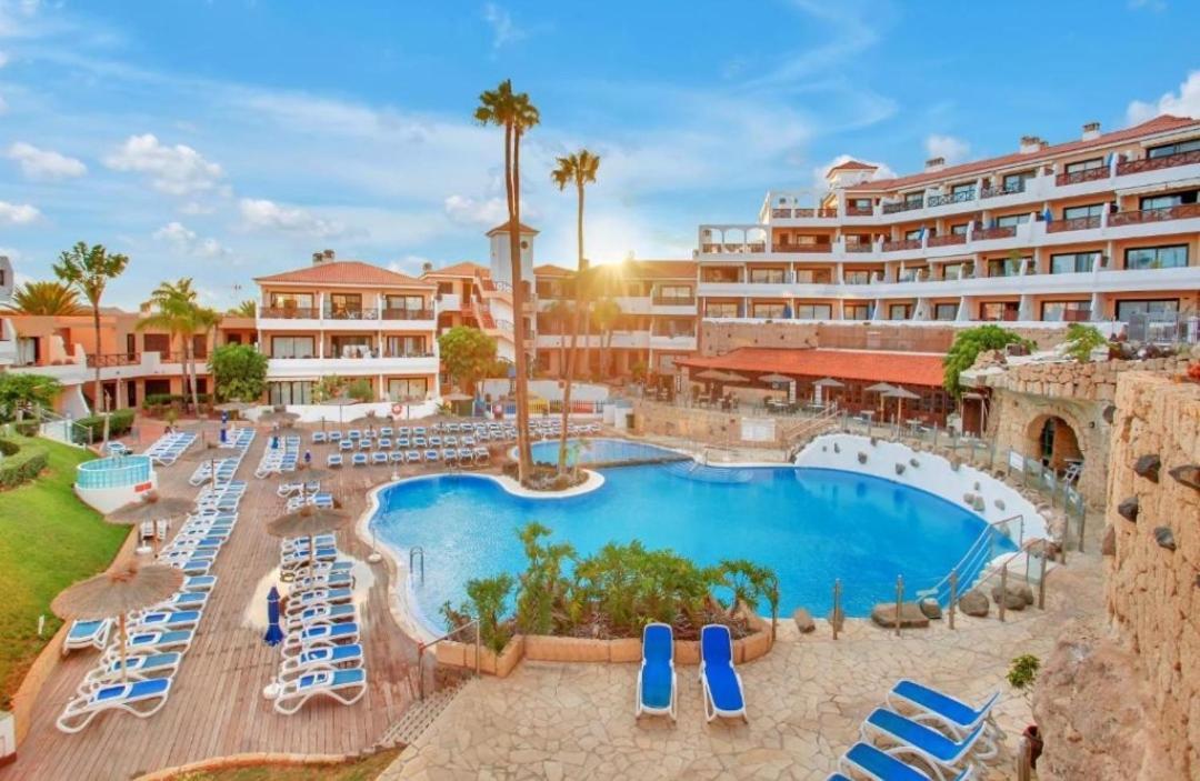 With Pool And Gardens Near The Coast San Miguel de Abona