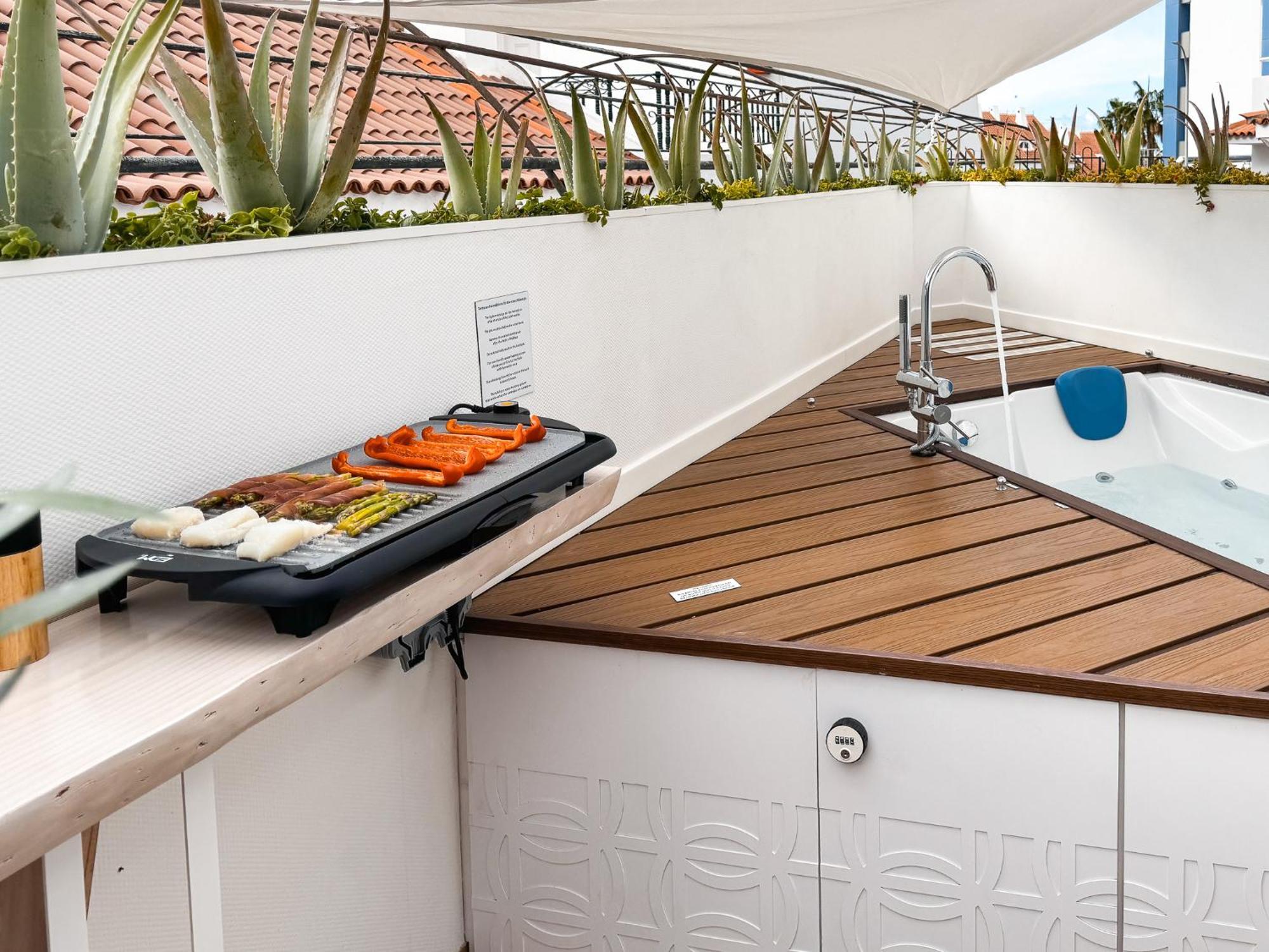 Wow Apartment With Private Jacuzzi - 2 Terraces, Modern, Design - Los Christianos Appartement Los Cristianos (Tenerife)