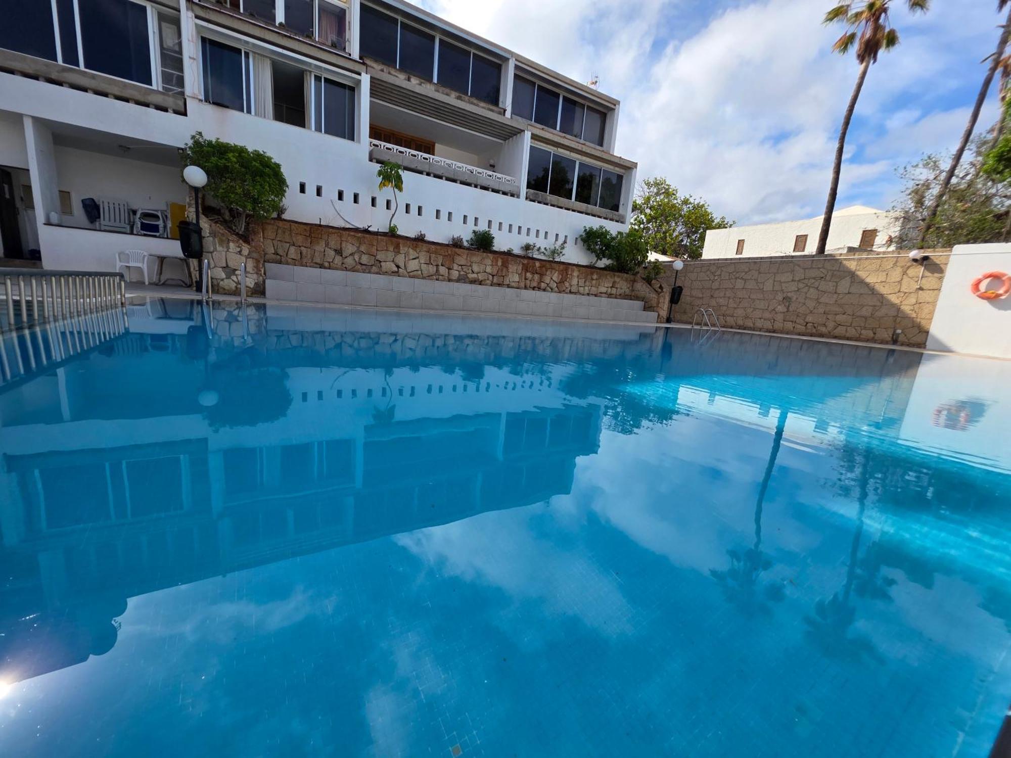 Jacaranda Close To The Beach, Sea-view, Pool, Wifi, Sat-tv *