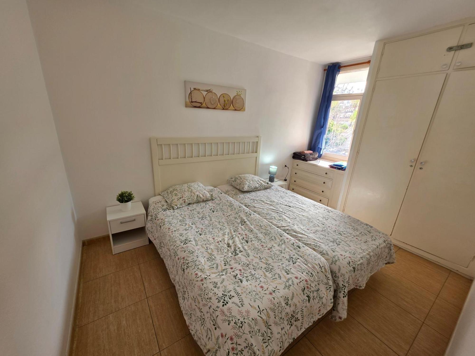 Jacaranda Close To The Beach, Sea-view, Pool, Wifi, Sat-tv Apartment