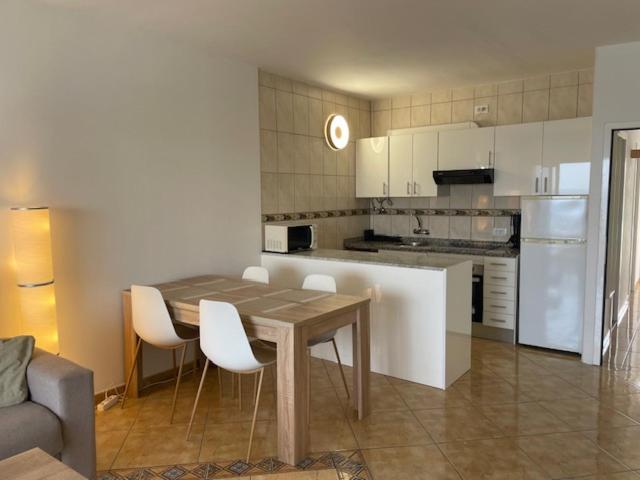 El Ancla Apartment *