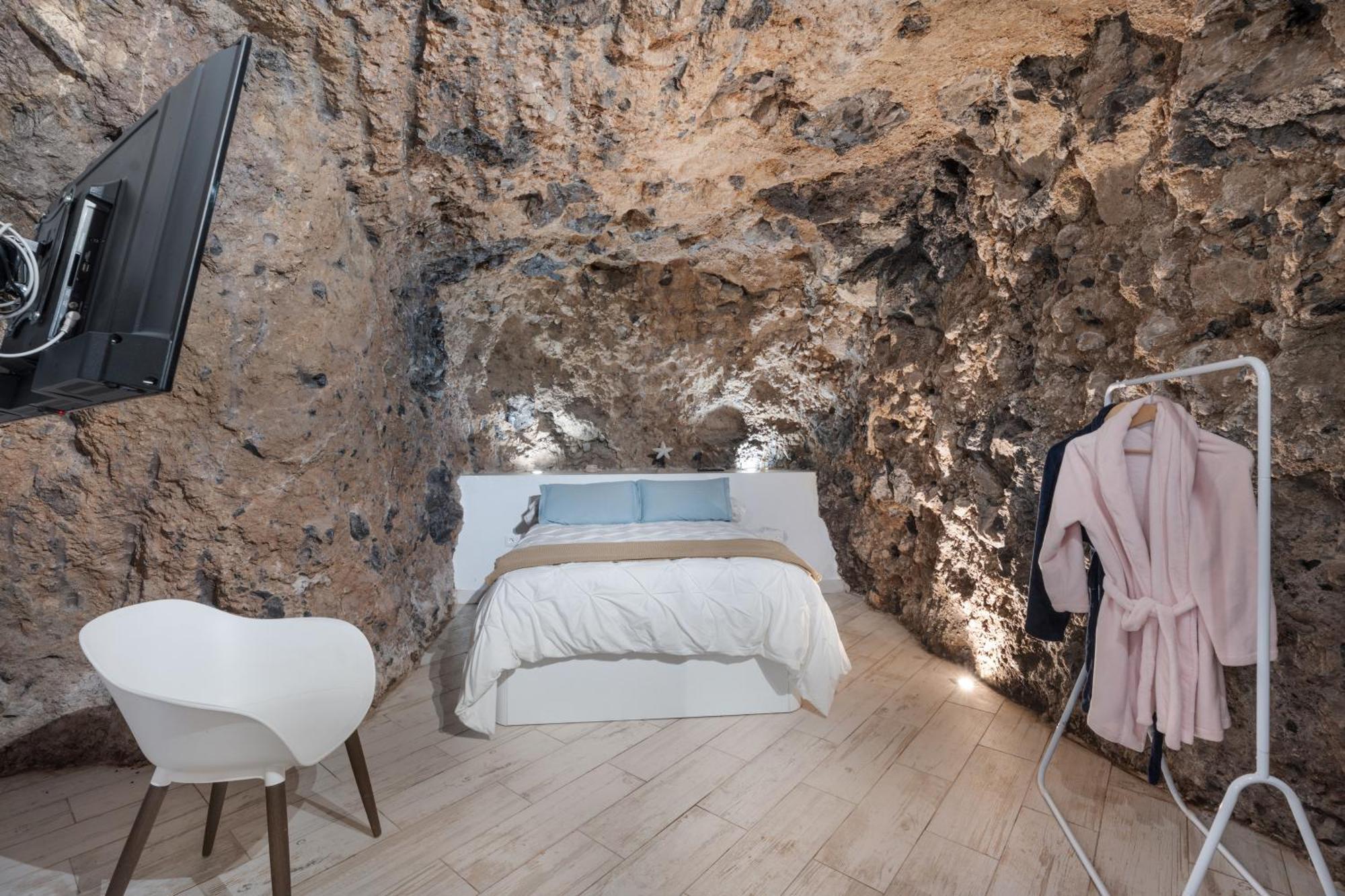Luxury La Cueva Del Guanche * Costa Adeje (Tenerife)
