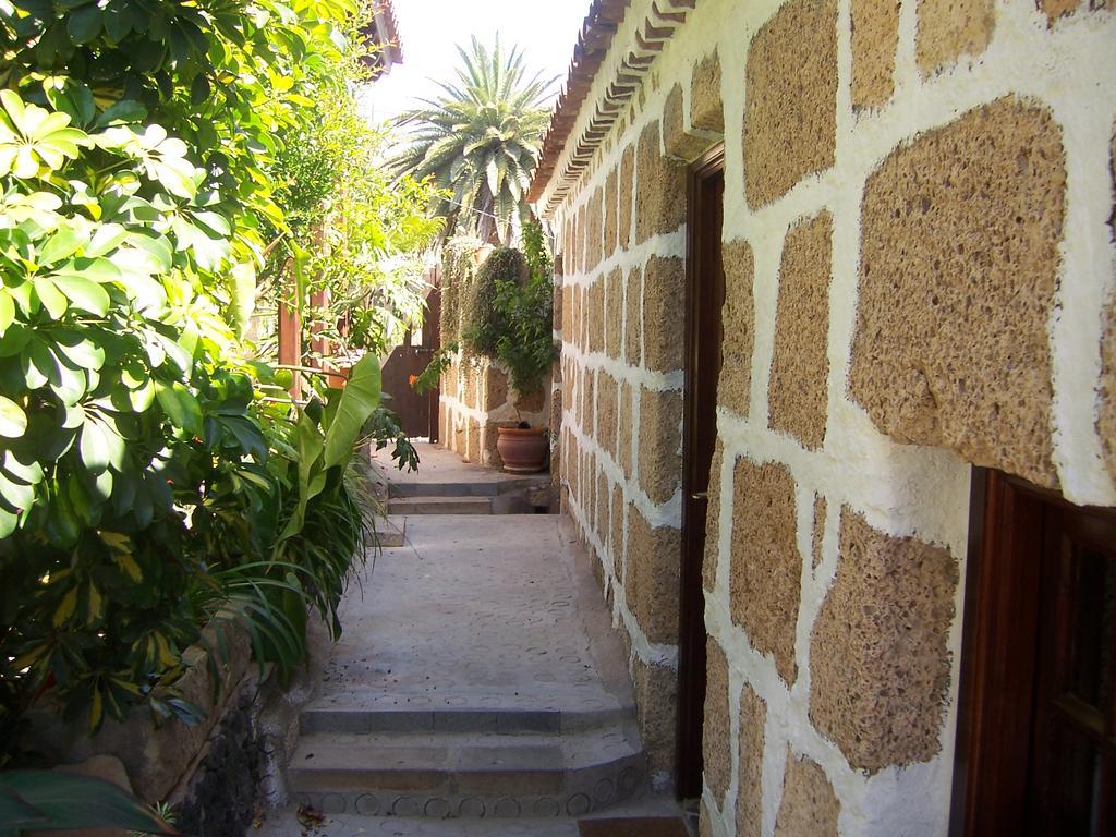 Anton Piche With Pool-adults Only Country house *