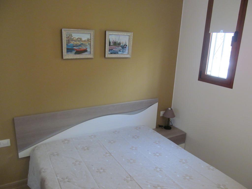 Virginia Apartment *