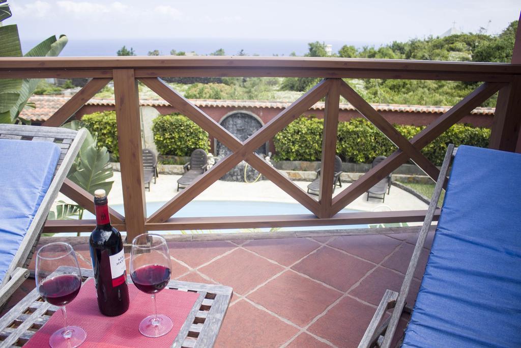 Aptos Playa Moreno. Apartamento *