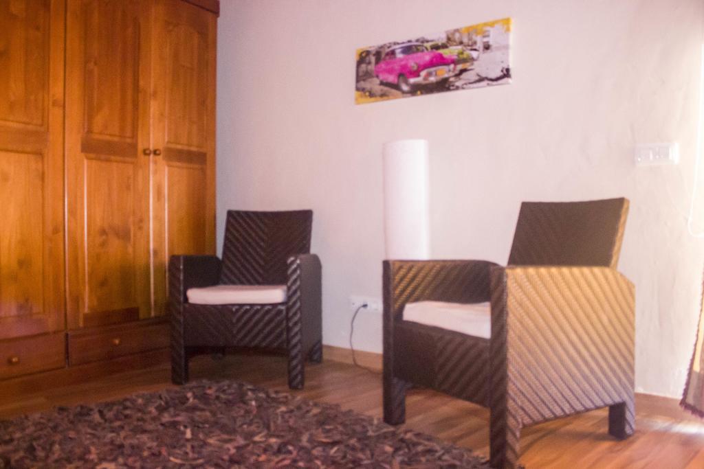 Aptos Playa Moreno. Apartamento