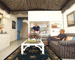 Regency Beach Club 3*