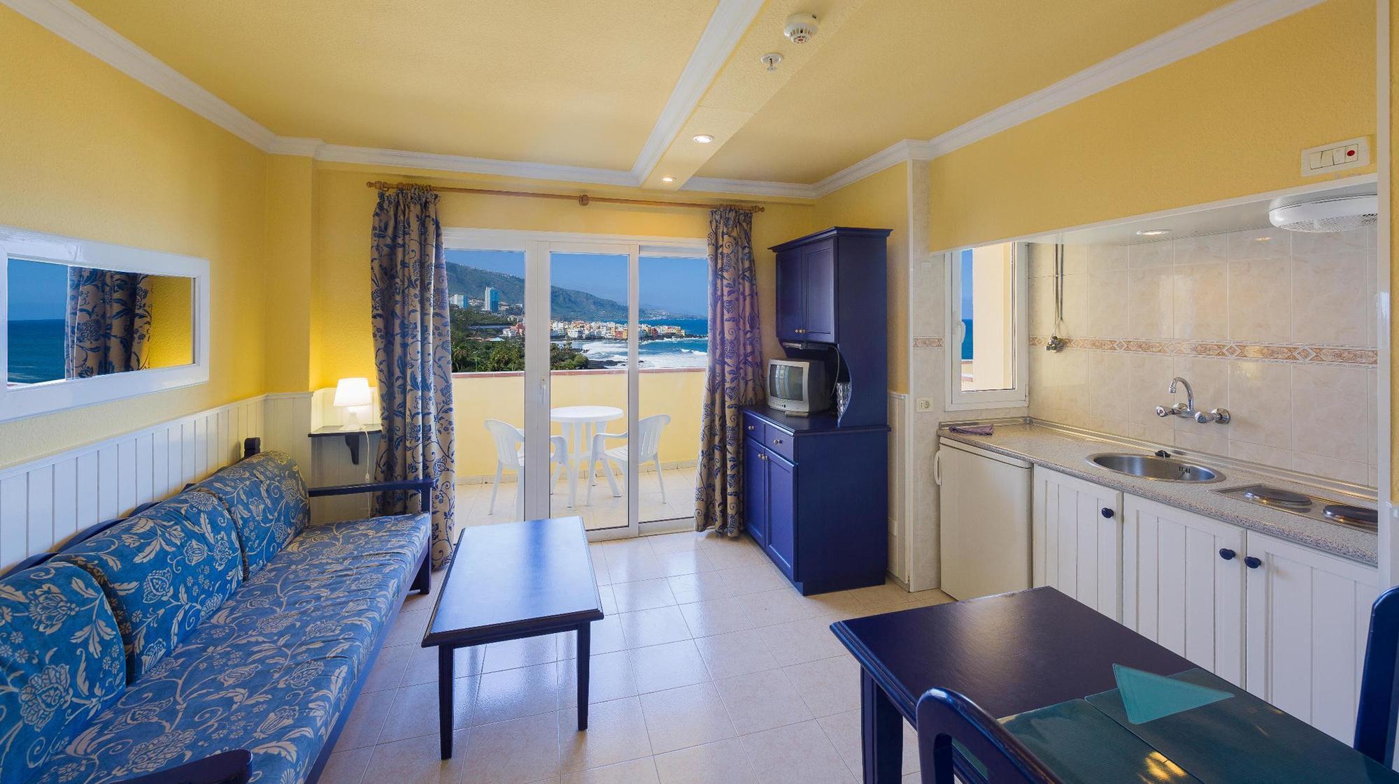 Teneguia Apartment