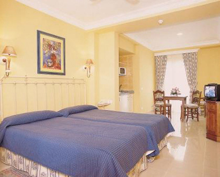 Rf Astoria - Adults Only Hotel 3*