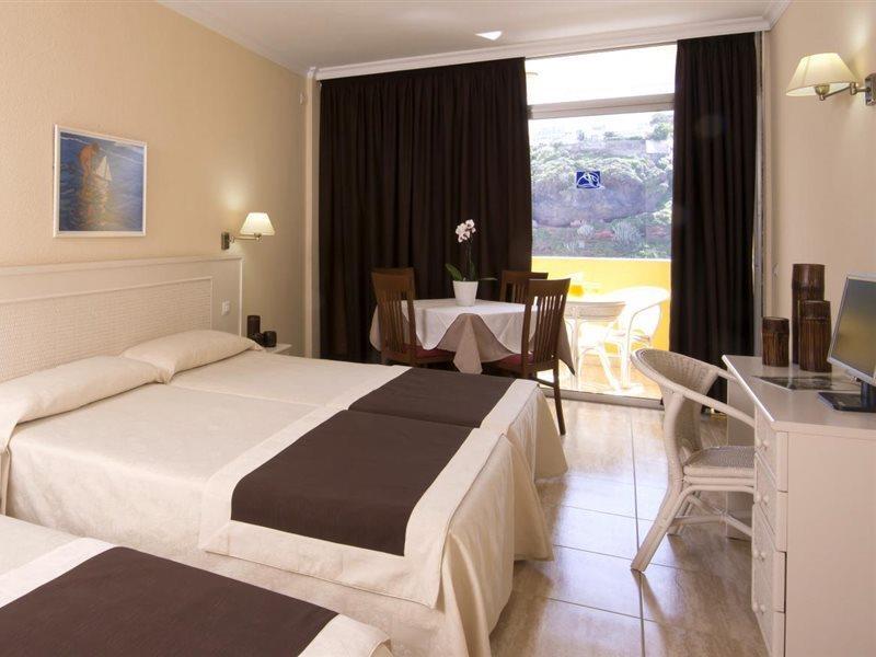 Elegance Palmeras Playa 3*