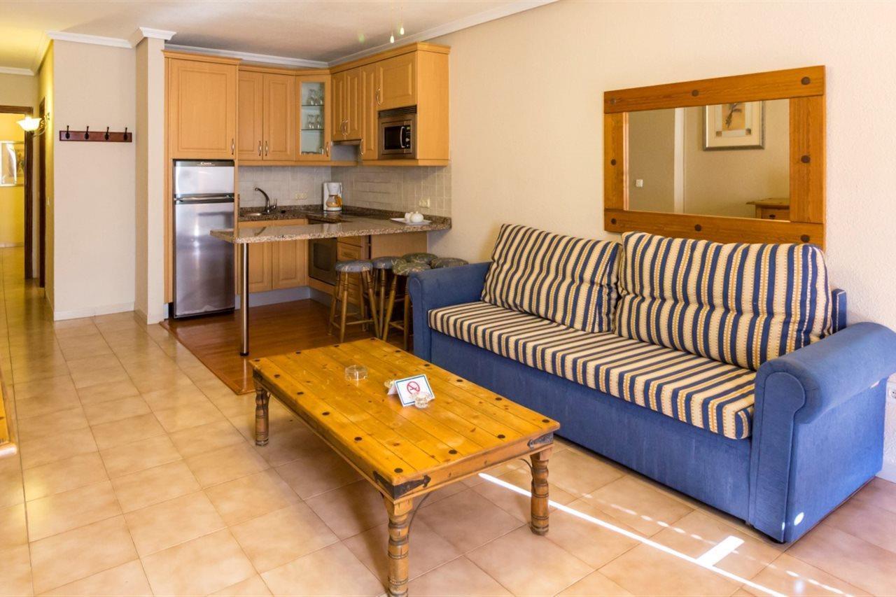 Paradise Court Apartahotel