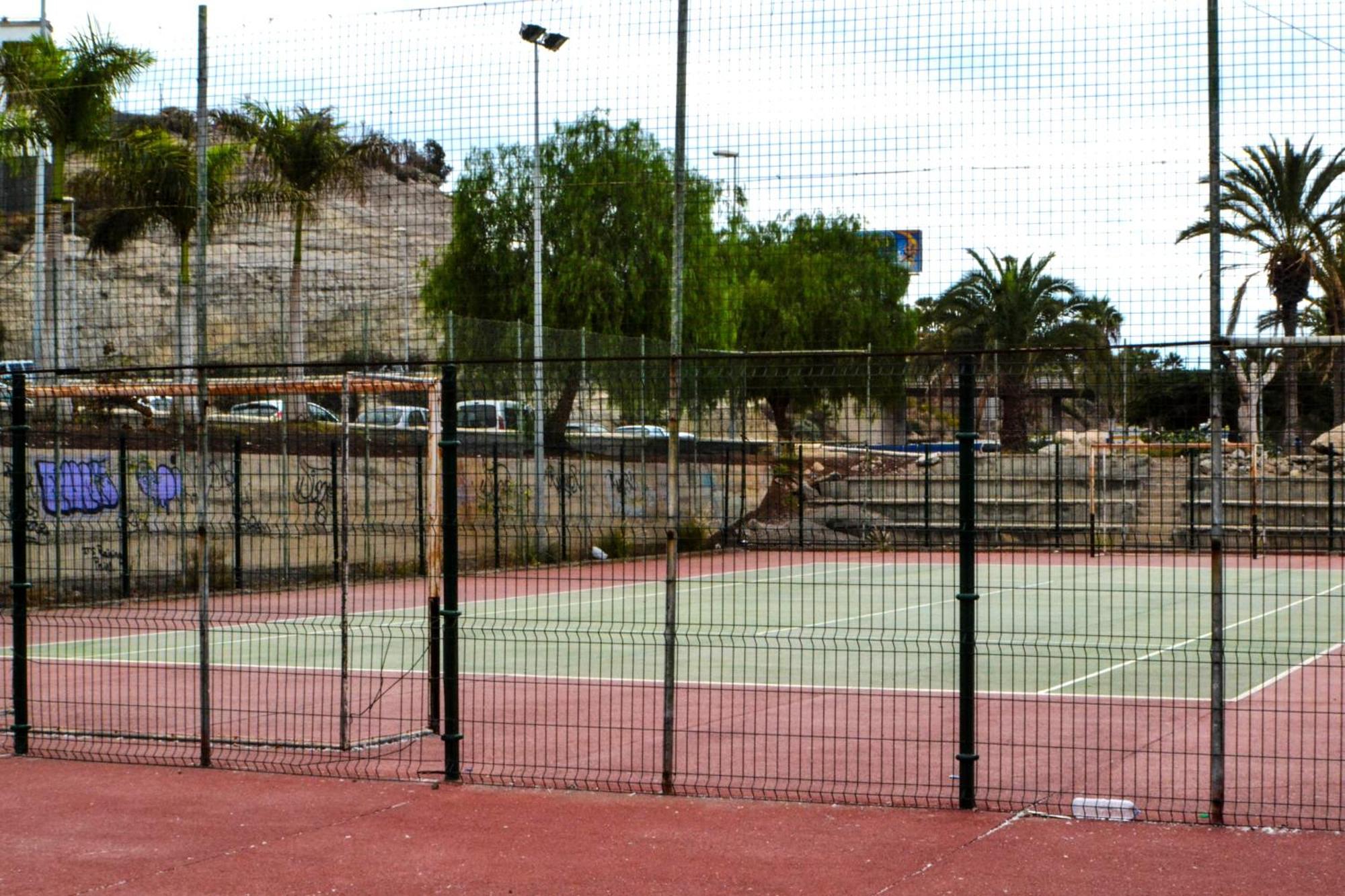 Orlando La Laguna * Costa Adeje (Tenerife)