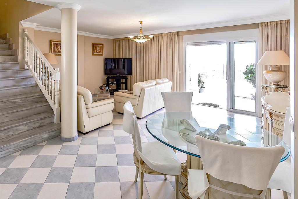 Villa In Los Cristianos *
