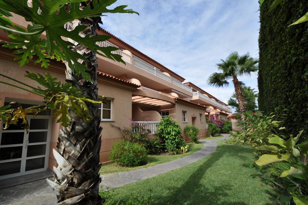 Almar Apartment *