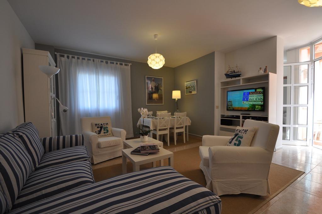 Apartment Almar Caleta de Interian