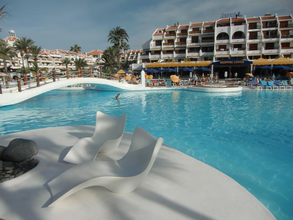 In The Golden Mile Tenerife * Playa de las Américas