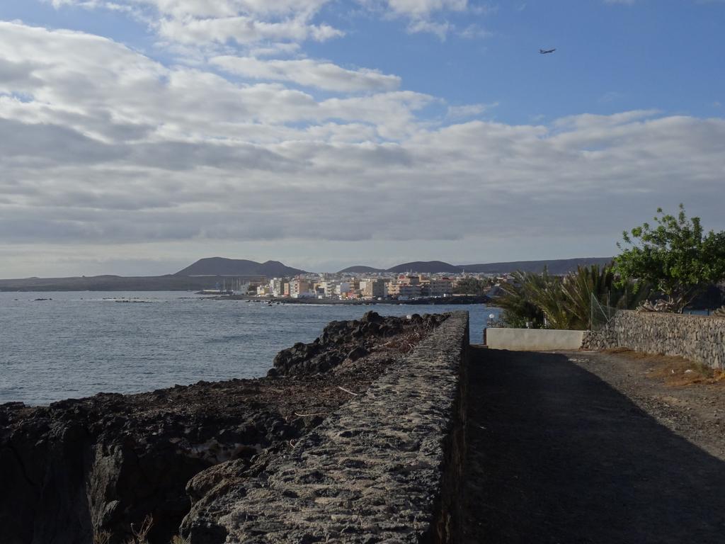 Residencial Geranios 13 Costa del Silencio
