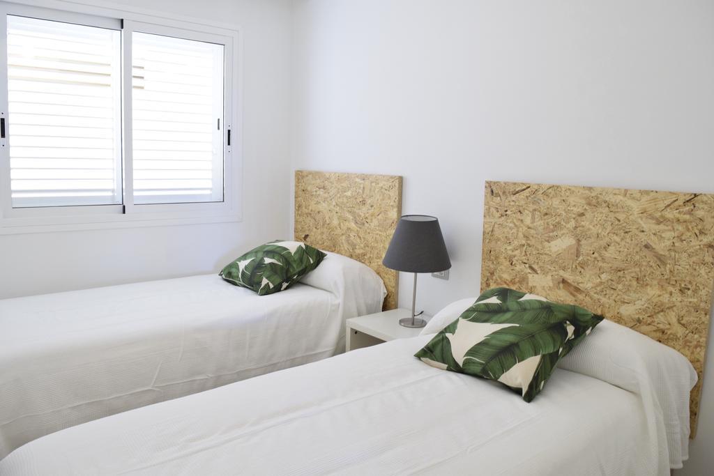 Pillowabroad - Sea View Terrace Poris