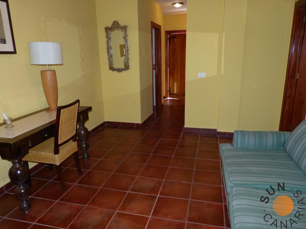 Suncanarias Apartment