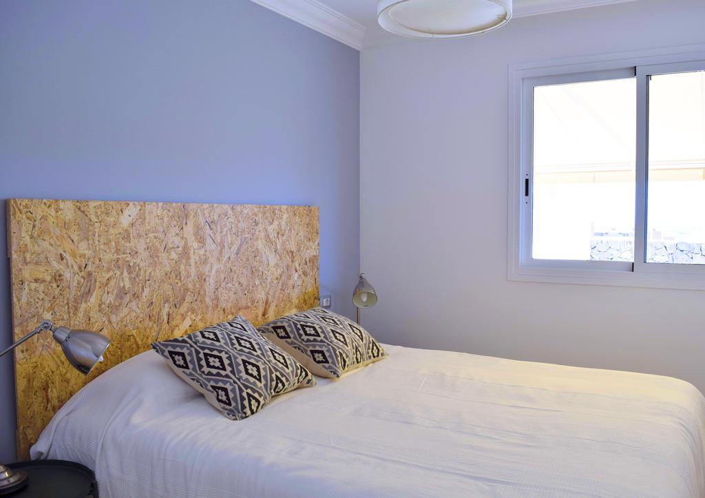 Pillowabroad - Sea View Terrace Poris Appartement *