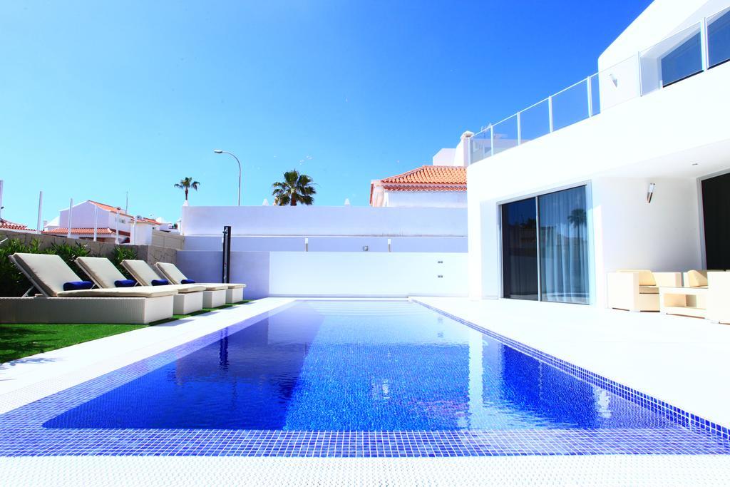 Flamingo Villa