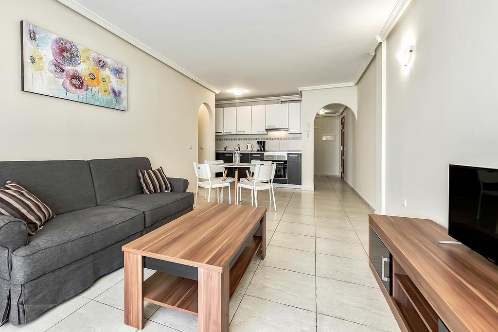 Los Rosales Apartment