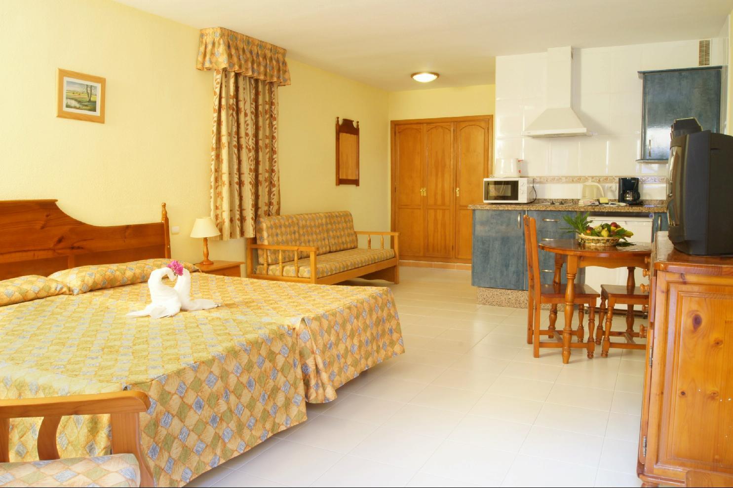 Aparthotel Playaolid