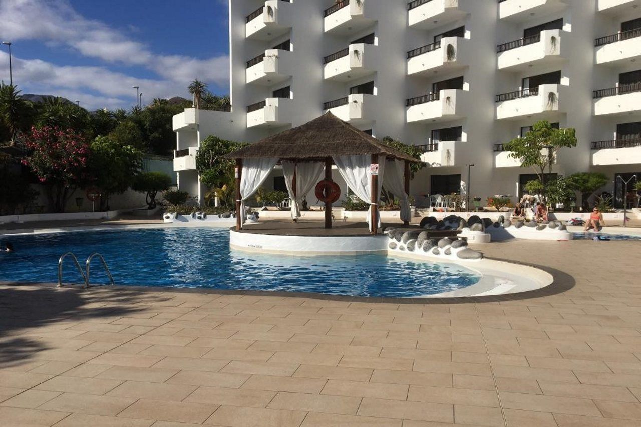 Aguamar Apartamentos, Cristianos Downtown