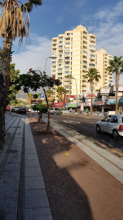 Torres De Yomely * Playa de las Americas (Tenerife)