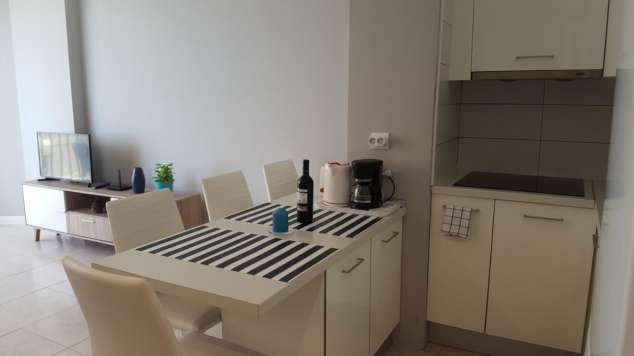 Ocean View In Center Of Las Americas Apartment *
