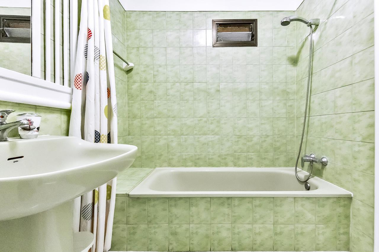 Jacaranda Studio Apartment *