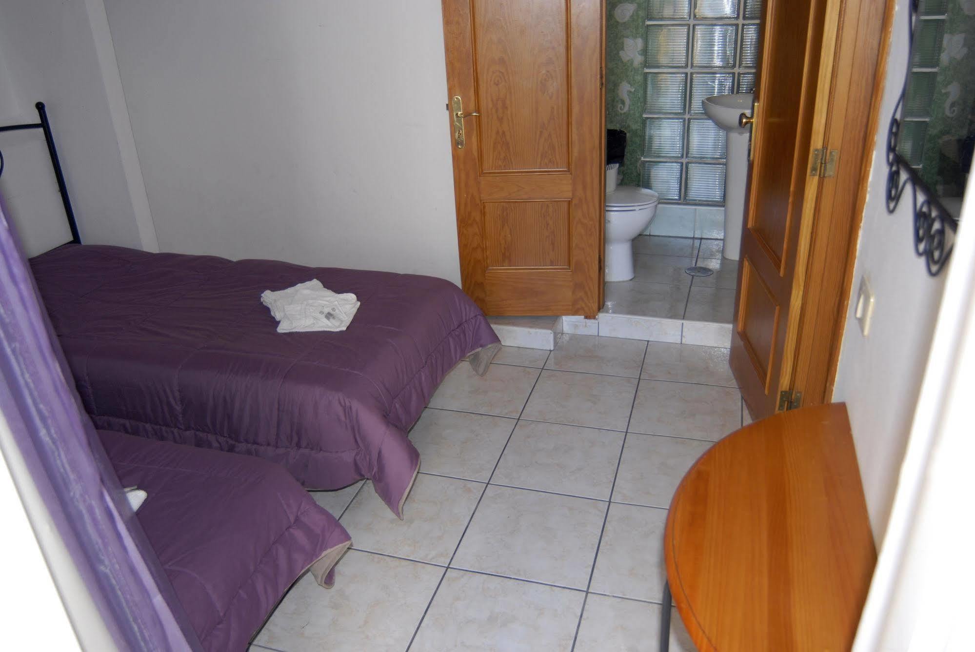 Casa Blanca Hotel 2*