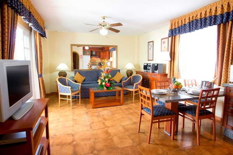 Sunset Harbour Club