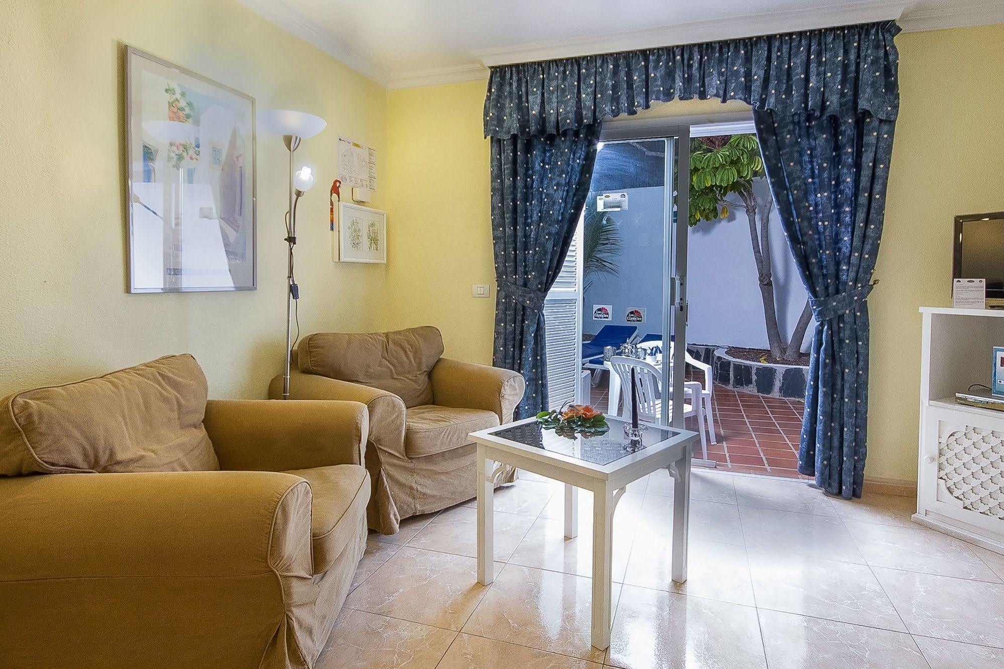Ona Claveles Los Cristianos (Tenerife)