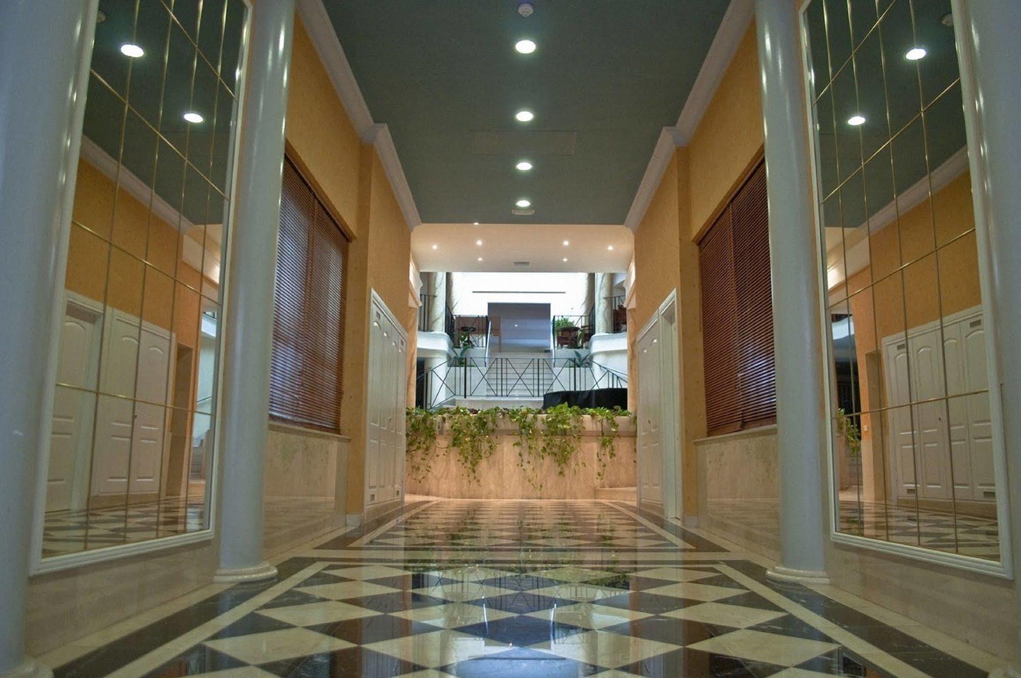 Rf Astoria - Adults Only Hotel
