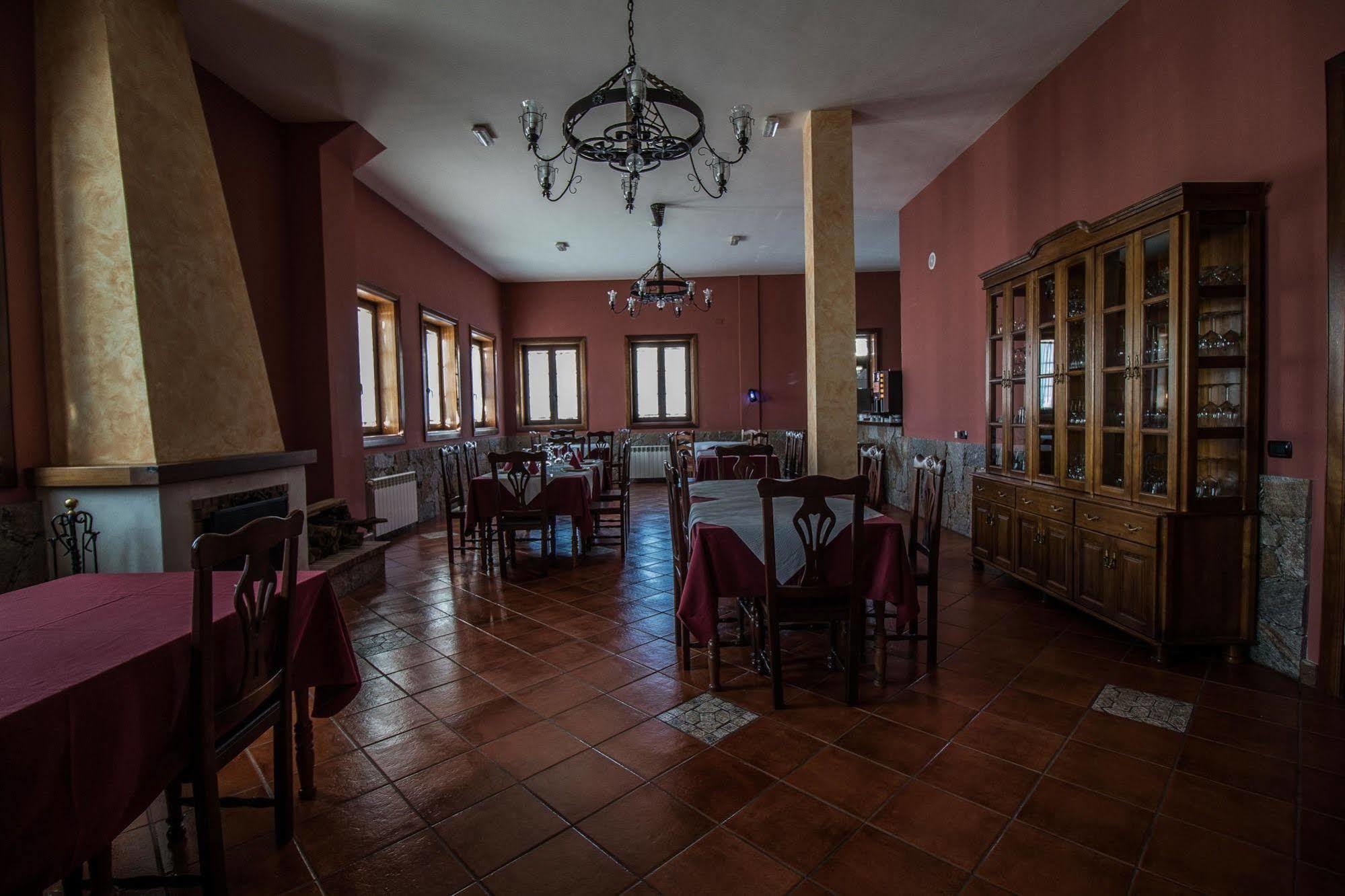El Tejar Hotel 2*
