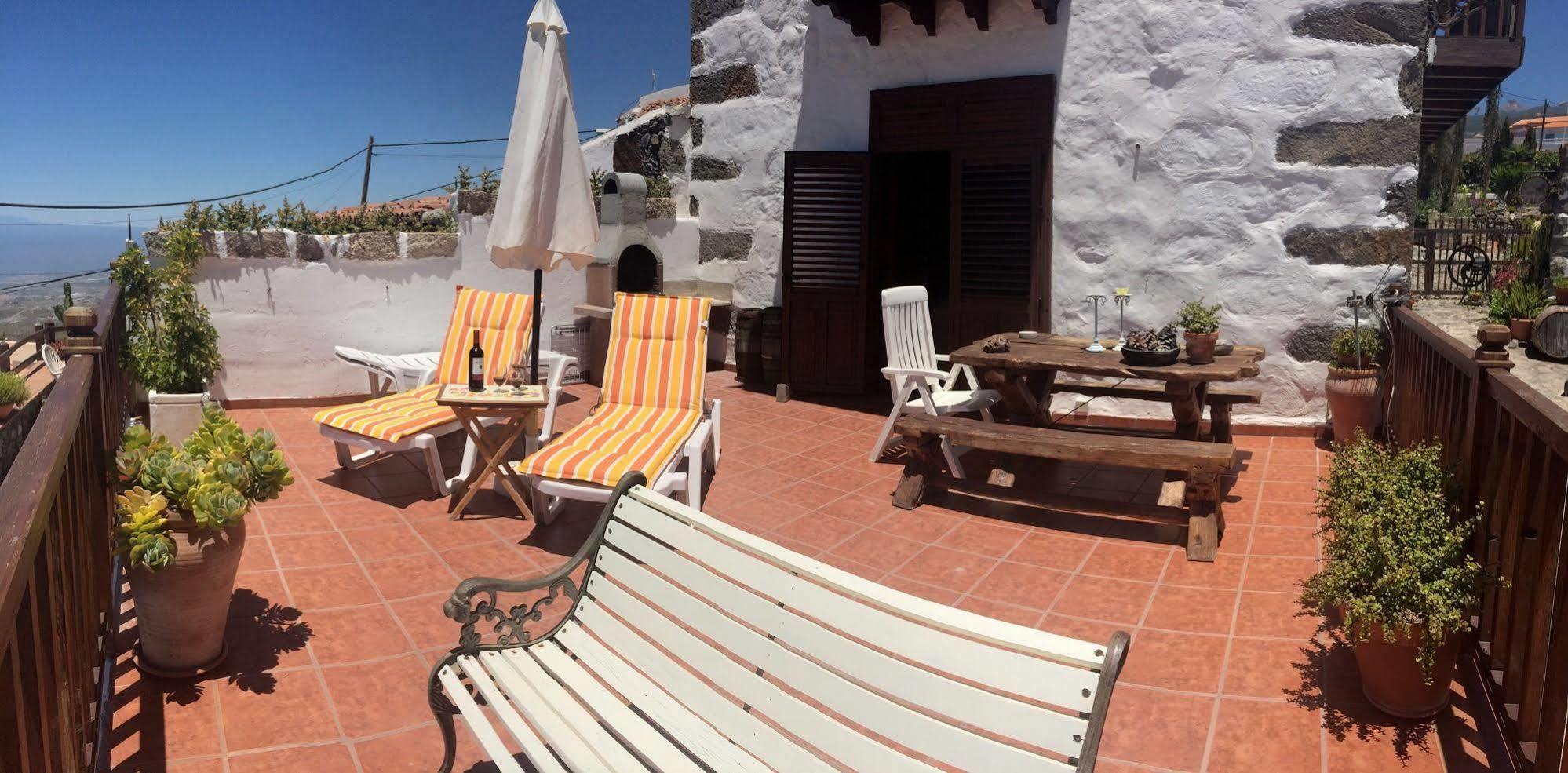 Country house Tajona & Granero *