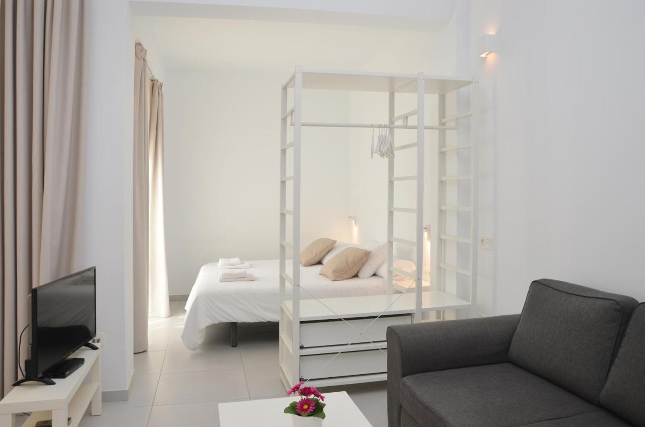 Canary Lofts *