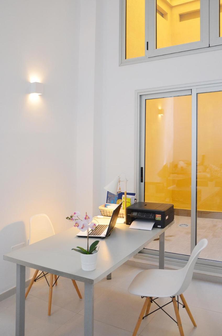Canary Lofts *