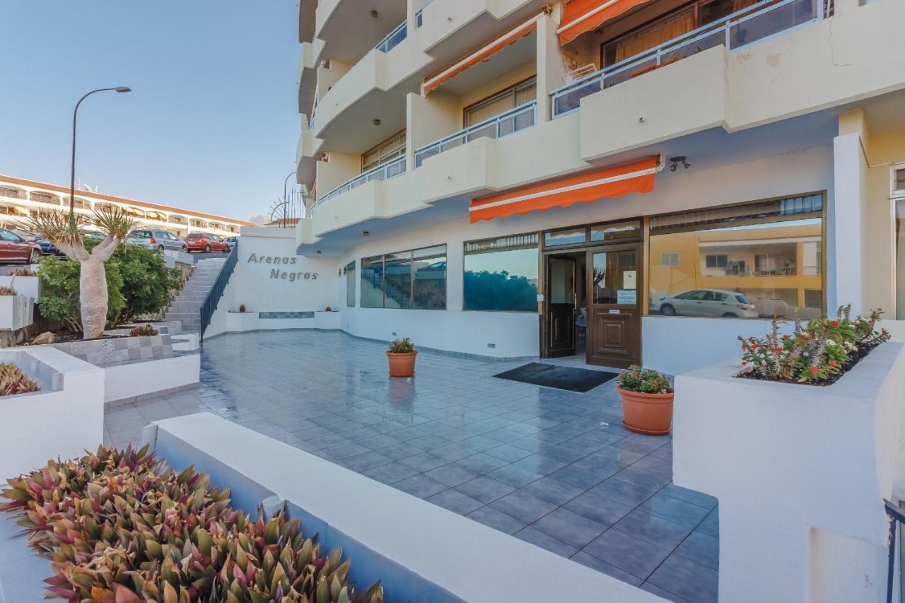 Arenas Negras Playa La Arena, Newly Renovated Appartement Puerto de Santiago (Tenerife)