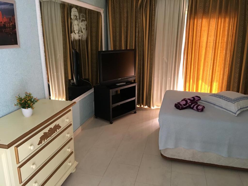 Aparthotel Parque Carolina 3*