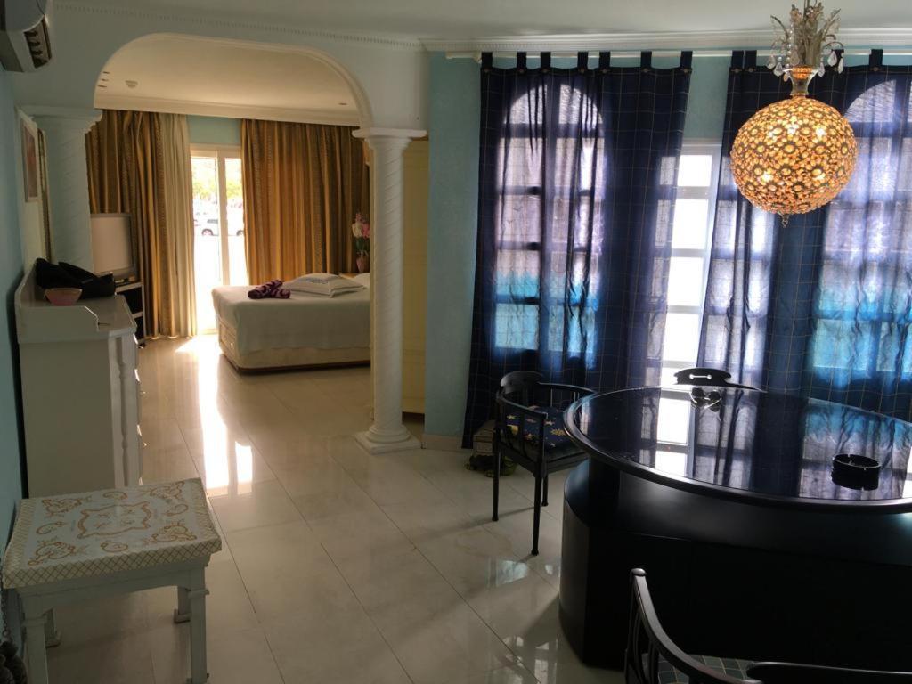 Aparthotel Parque Carolina Costa Del Silencio